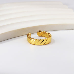 Lulu Gold Ring